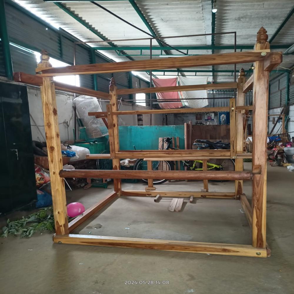 90 Meter Per Day Automatic Handloom Machine - Color: Grey Paint Coated