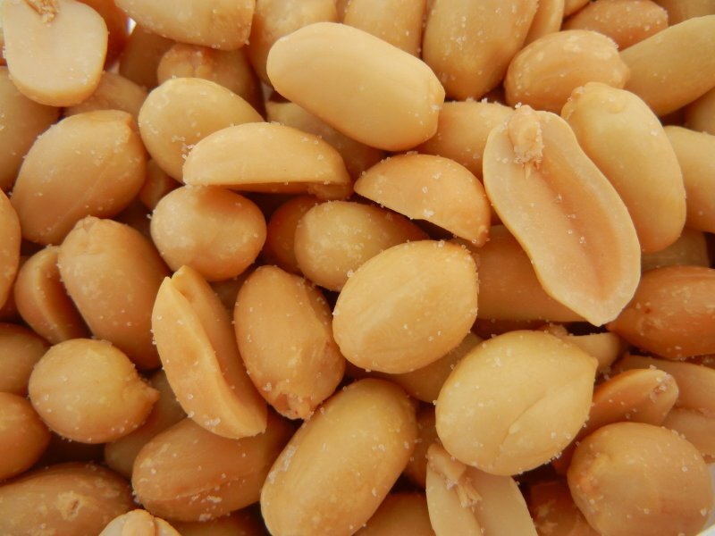 Coated Peanuts - Broken (%): 1-2 %