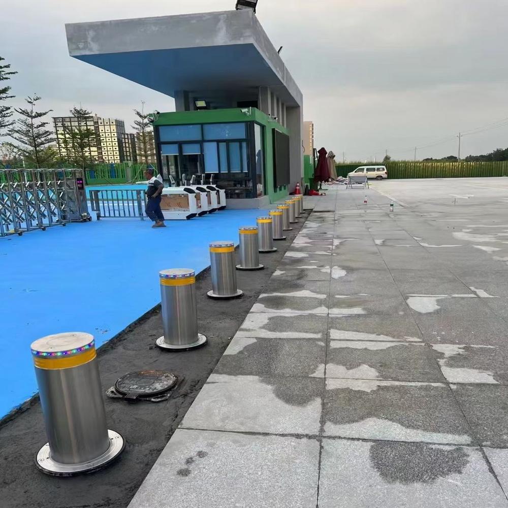 Hydraulic Traffic Bollards - Color: Dark Grey Matel