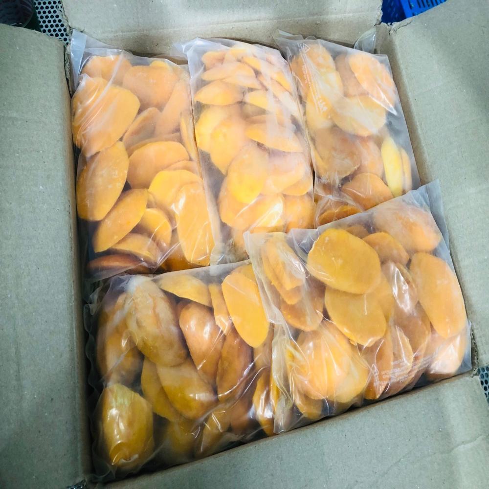 Frozen Alphonso Mango Slices