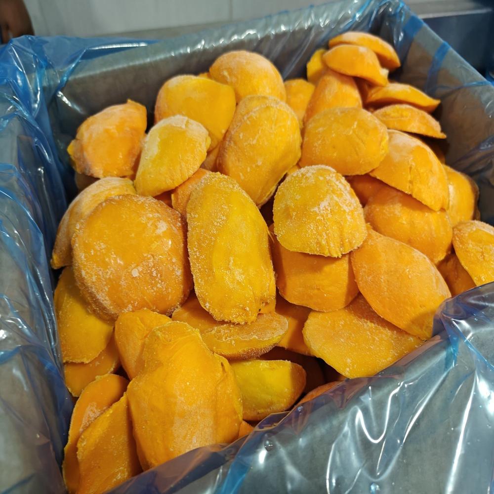 Frozen Alphonso Mango Slices