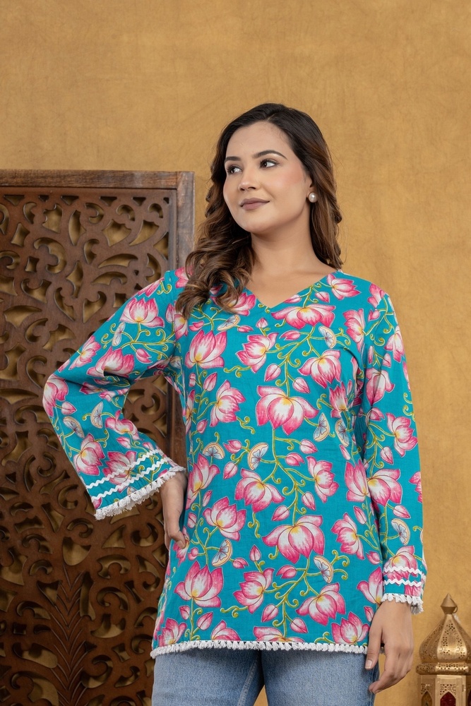 Ladies short kurti