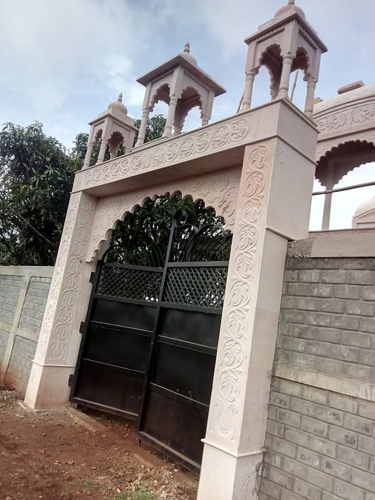 Sand Stone Gate - Material: Marble
