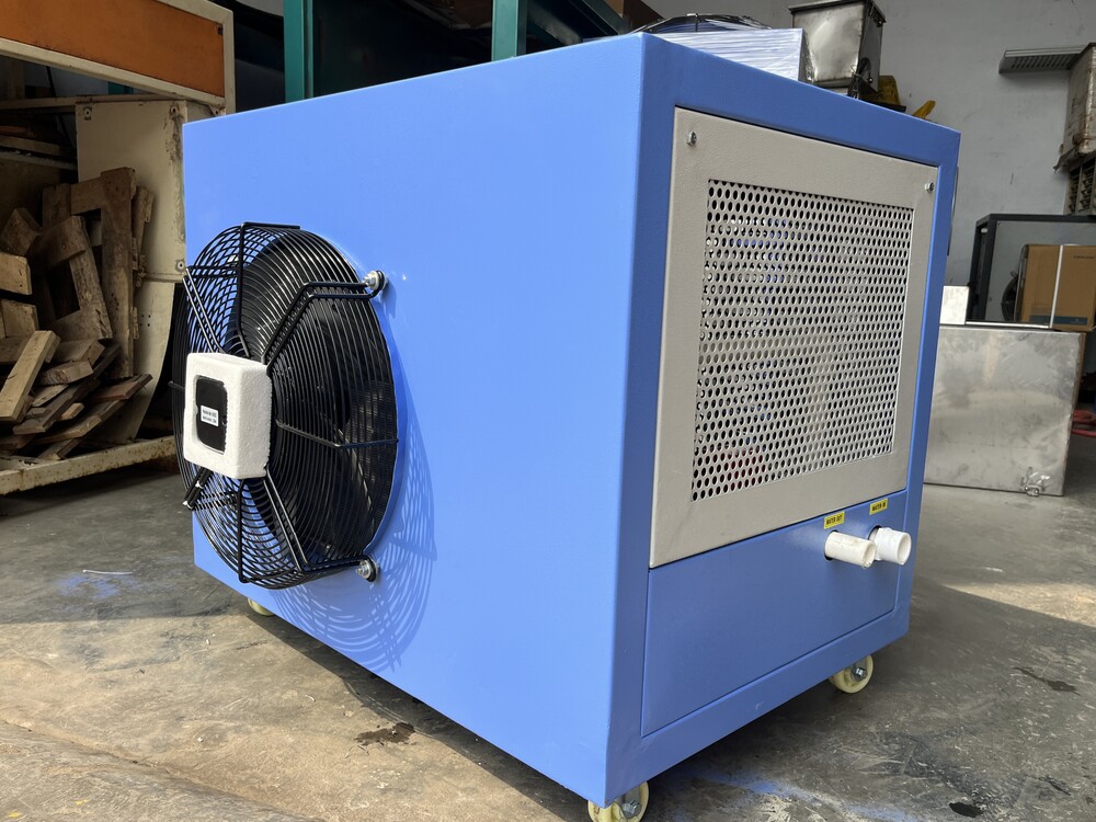 3 Tr Online Chiller - Color: Blue