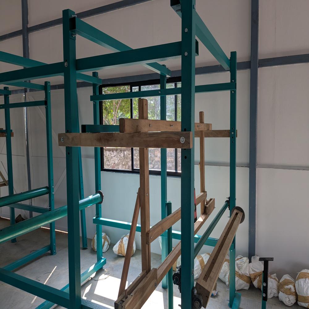 6 Feet Manual Handloom Weaving Machine - Capacity: 50 Kg