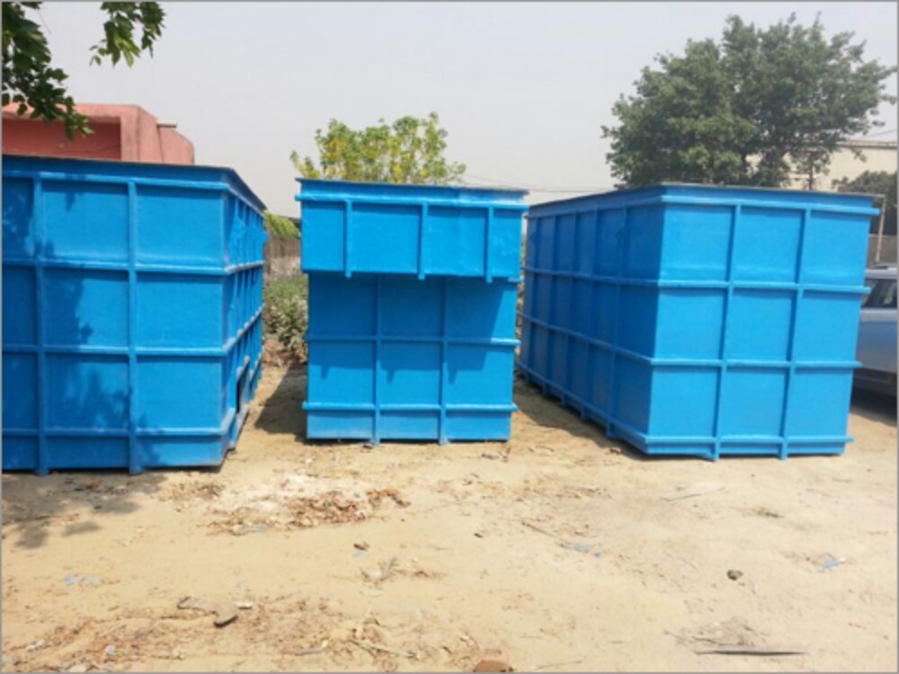 Fiberglass Tank - 1000 Liter Storage Capacity, Blue Color | Ideal For Outdoor Rain Water Harvesting & Liquid Storage Solutions