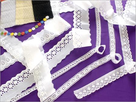 कढ़ाई और क्रोशे लेस