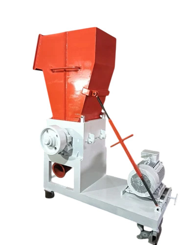 Plastic Scrap Grinder Machine - Capacity: 20 - 500 Kg/Hr