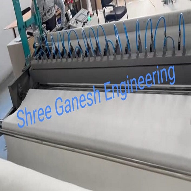 SOFT ROLL CAST PADDING MAKING MACHINE