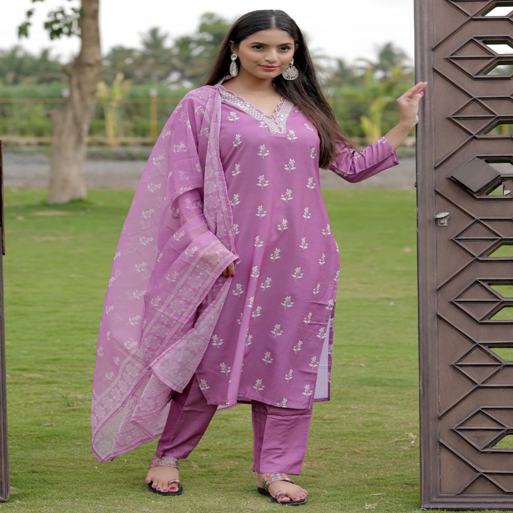 Elegant Traditional Kurti - Color: Yellow - Magenta