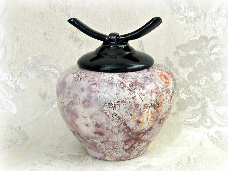 Metal Pet Urns White and Black Pattern Urns