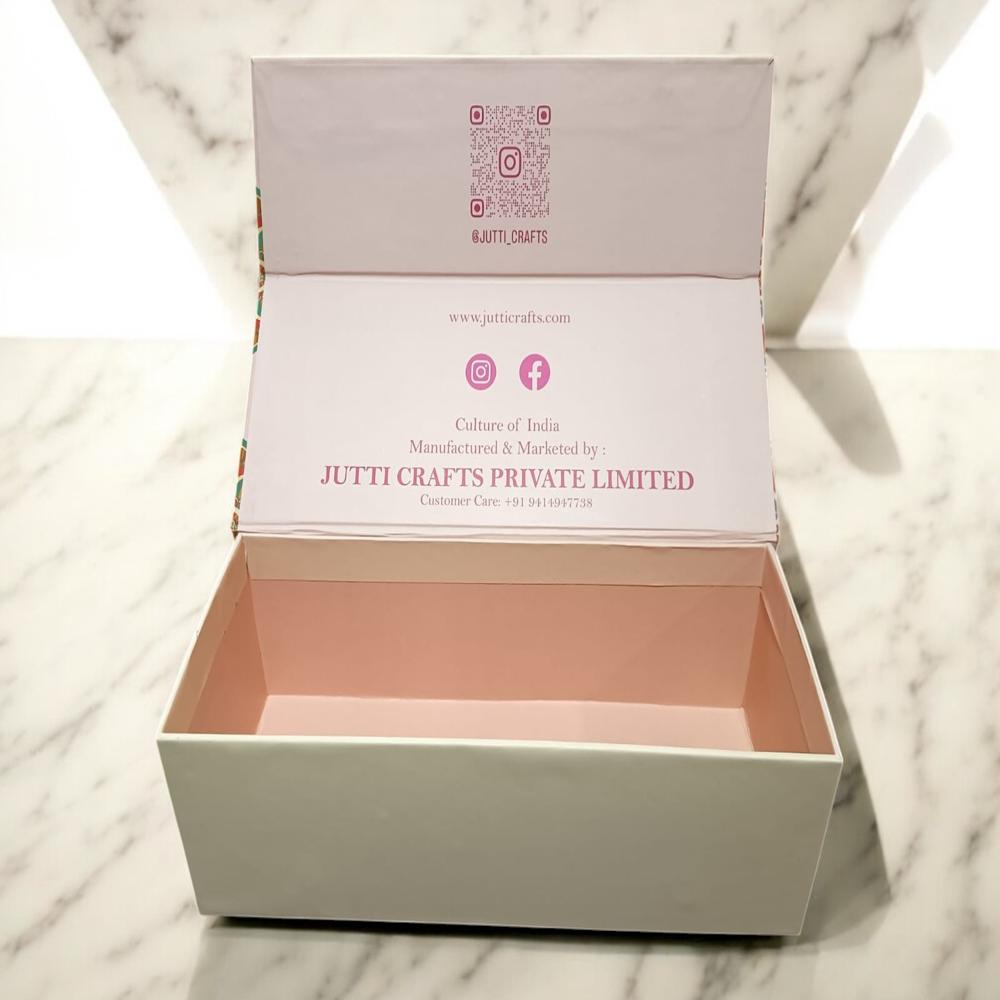 Shoe Rigid Packaging Box - Coating Type: Customized