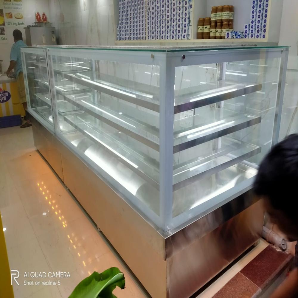 L Type Sweet Display Counter