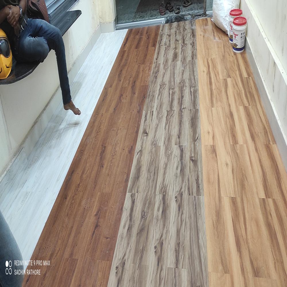 Vinyl Flooring - Feature: Easy Installation