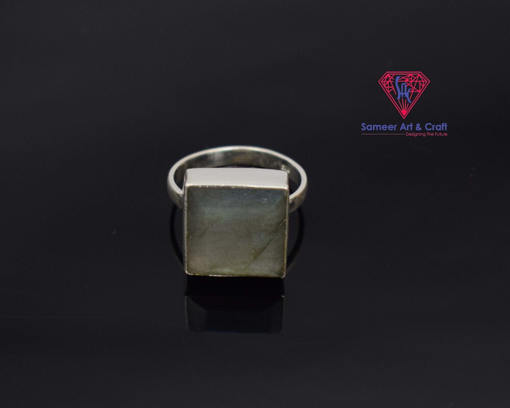 925 Sterling Silver Natural Labradorite Gemstone In Square Shape