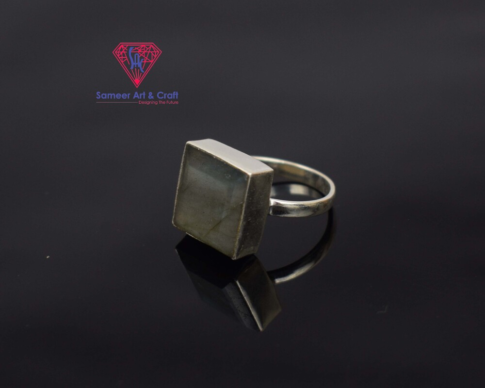 925 Sterling Silver Natural Labradorite Gemstone In Square Shape