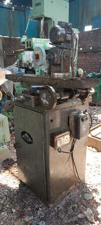 Tool & Cutter Grinding Machine
