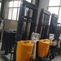 Semi Electric Hydraulic Stacker