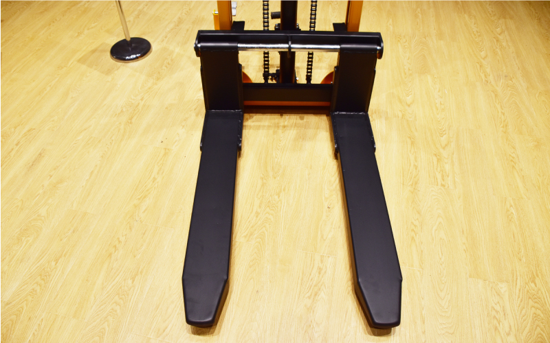 Double Frame Manual Stackers