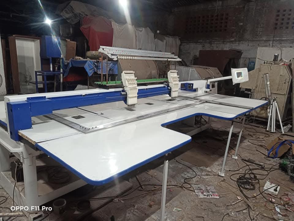 TWO HEAD FOLDING EMBROIDERY MACHINE