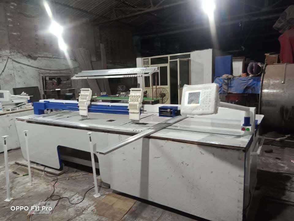 TWO HEAD FOLDING EMBROIDERY MACHINE