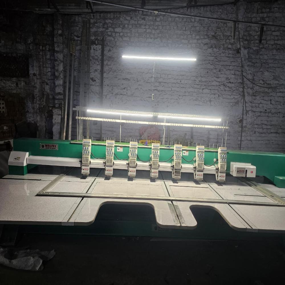 7 HEAD EMBROIDERY MACHINE