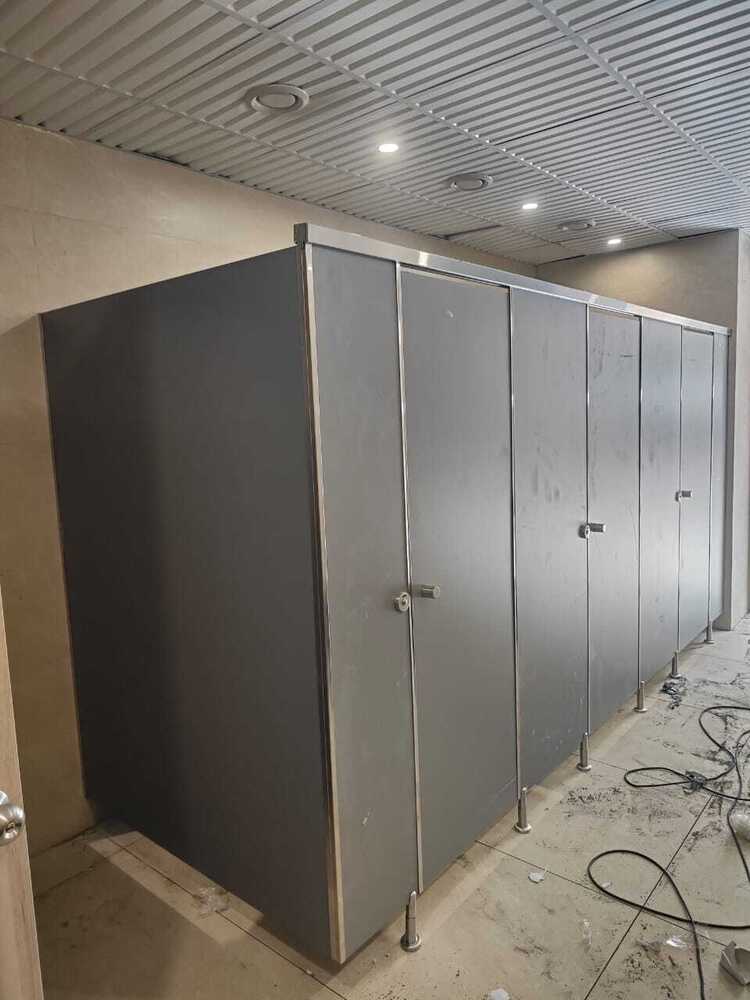 Hdf Toilet Cubicles Partitions For Kids With Stainless Steel Accessories - Color: Multicolor