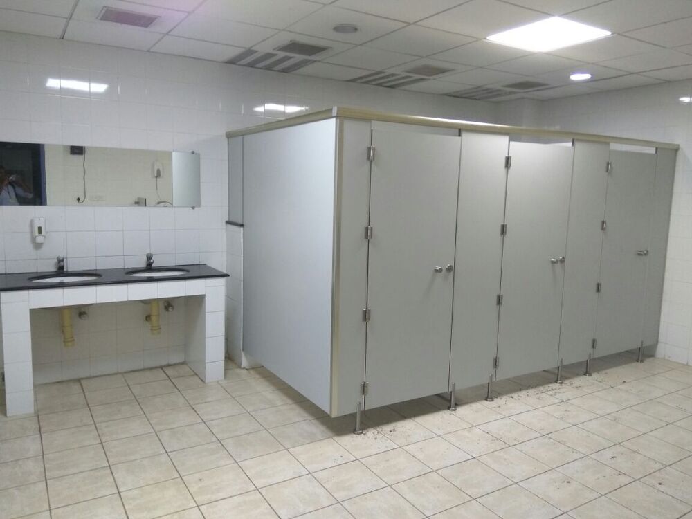 Hpl Shower Cubicles Partition With Stainless Steel Accessories - Color: Blue