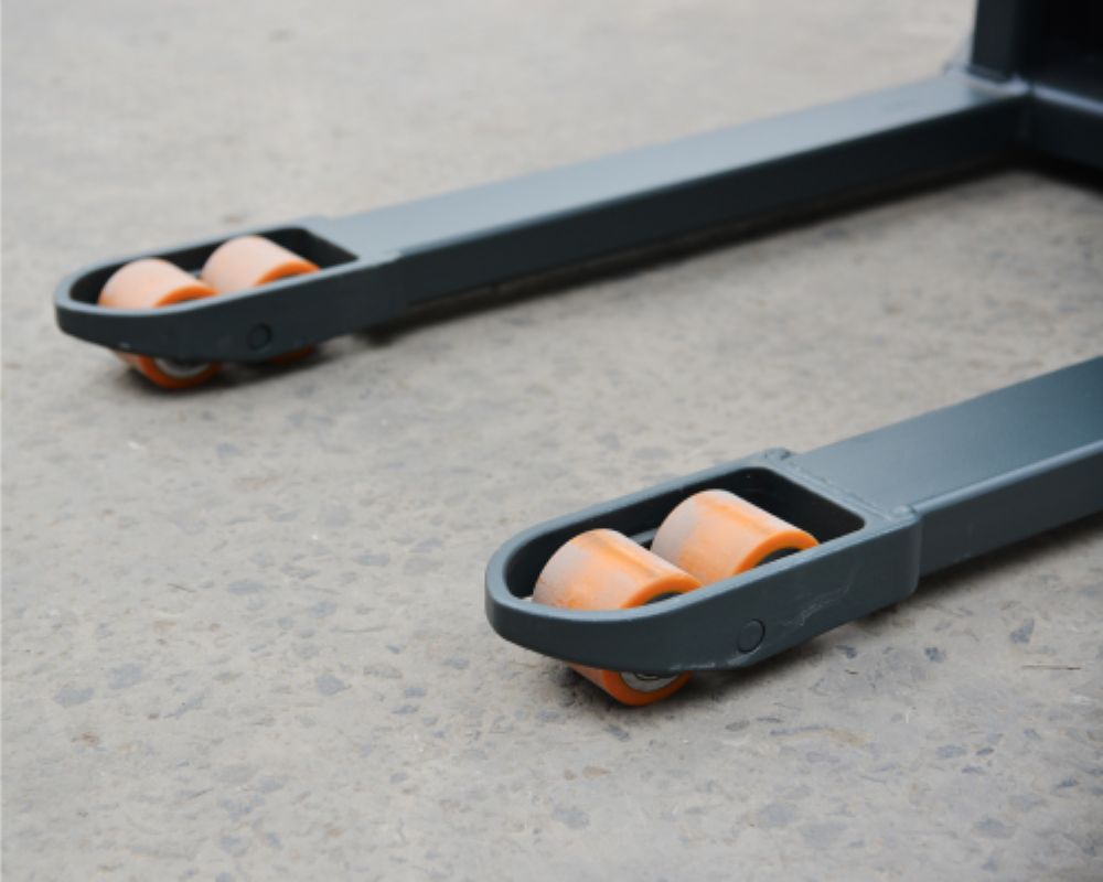 Triple Frame Fully Electric Stacker