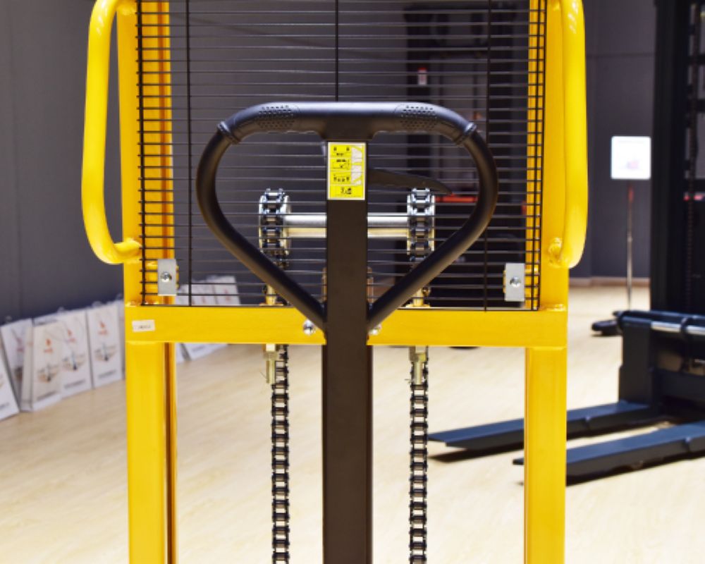 Double Frame Manual Stacker By Liftech Equipments India