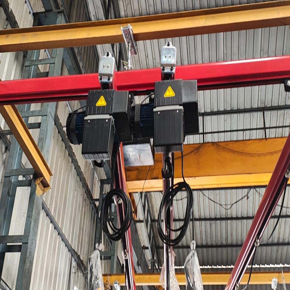 Light Rail Cranes - Application: Storage Yard