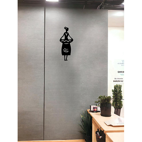 M32 - C Tribal Ladies - Feature: Durable