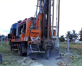 घरेलू उद्देश्य के लिए बोरवेल सेवाएँ