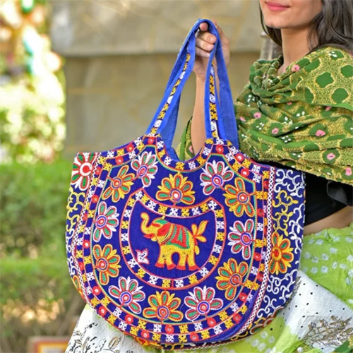 Ary Matka Tote Bag - Color: Multicolor