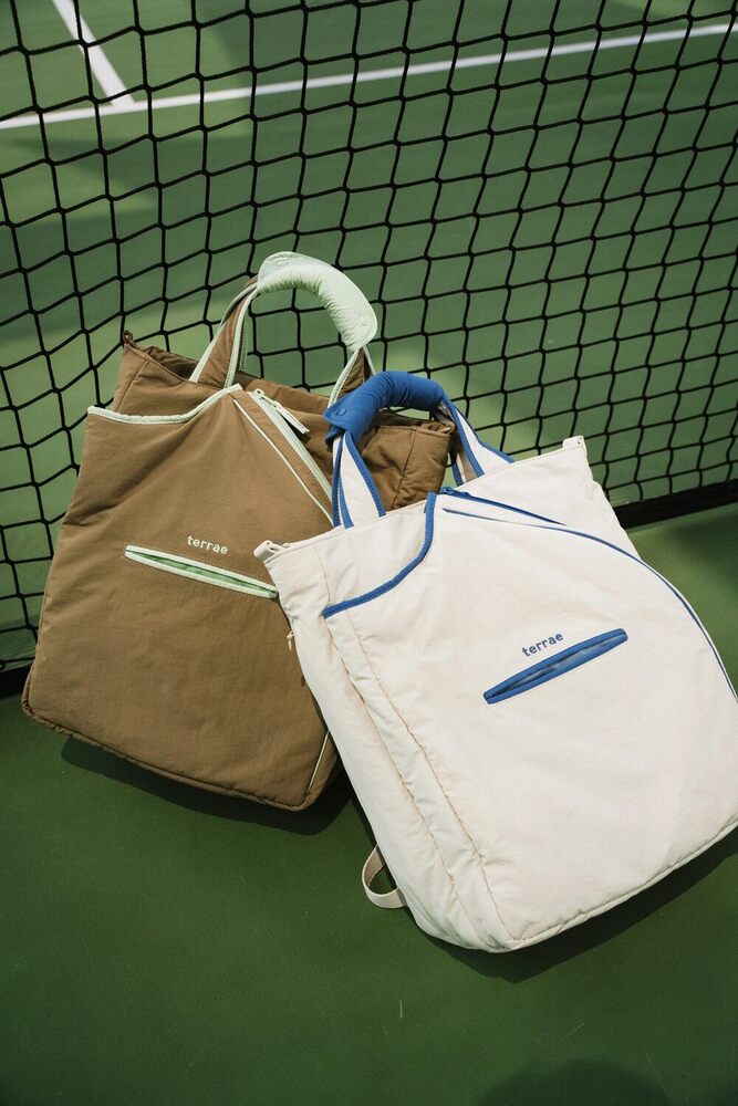 Premium Gym Bag with Racket Compartment Multi-Purpose Sports Bag