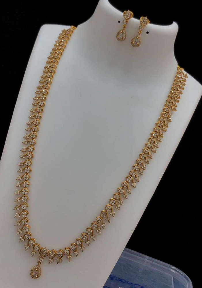 Trendy Touch Necklace Set