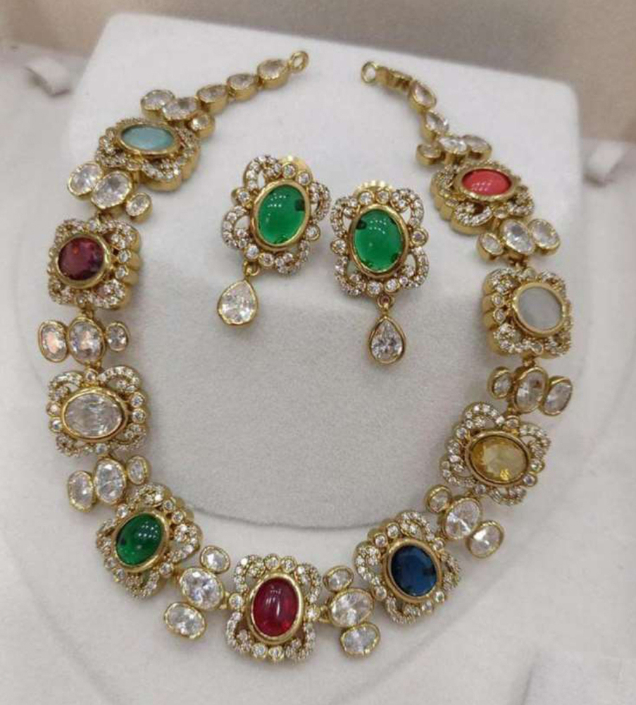 Urban Chic Necklace Set