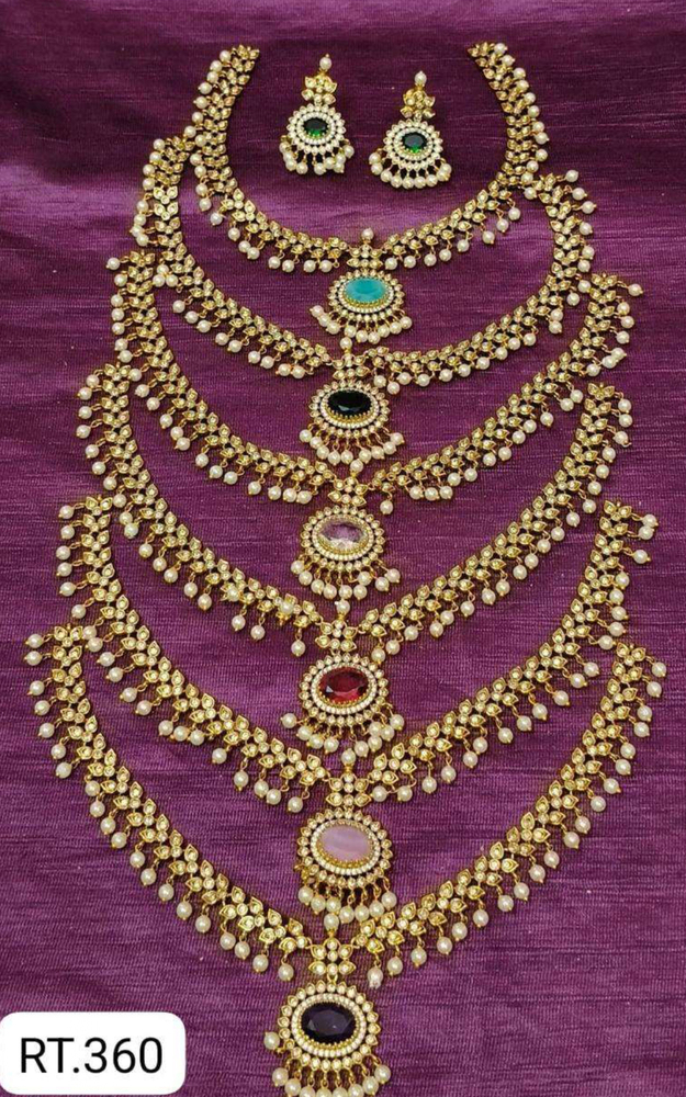 Crystal Bloom Necklace Set