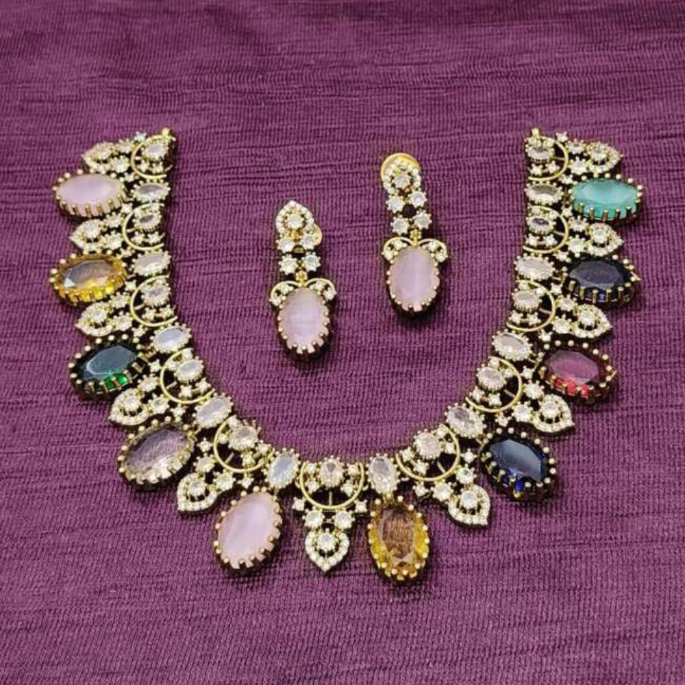 Shimmer Touch Necklace Set