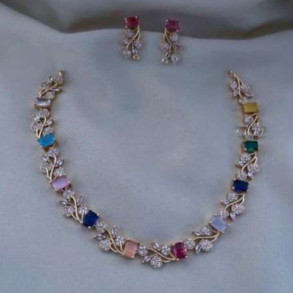 Urban Star Necklace Set