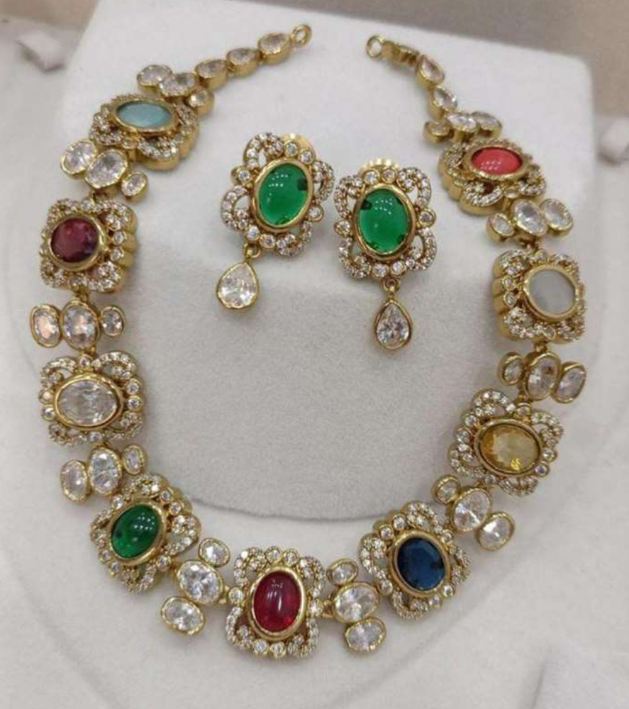 Trend Shine Necklace Set