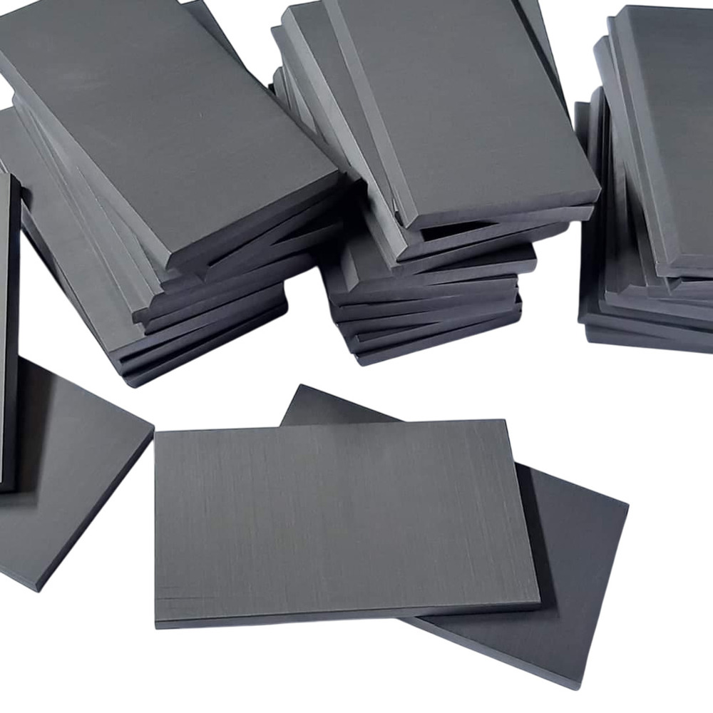 Graphite Plates - Color: Black
