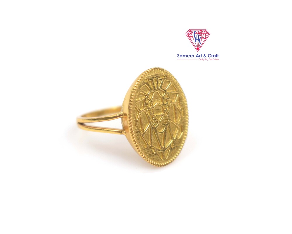 Lion Face Charms Ring In Oval Shape Brass With 18k Gold Plated