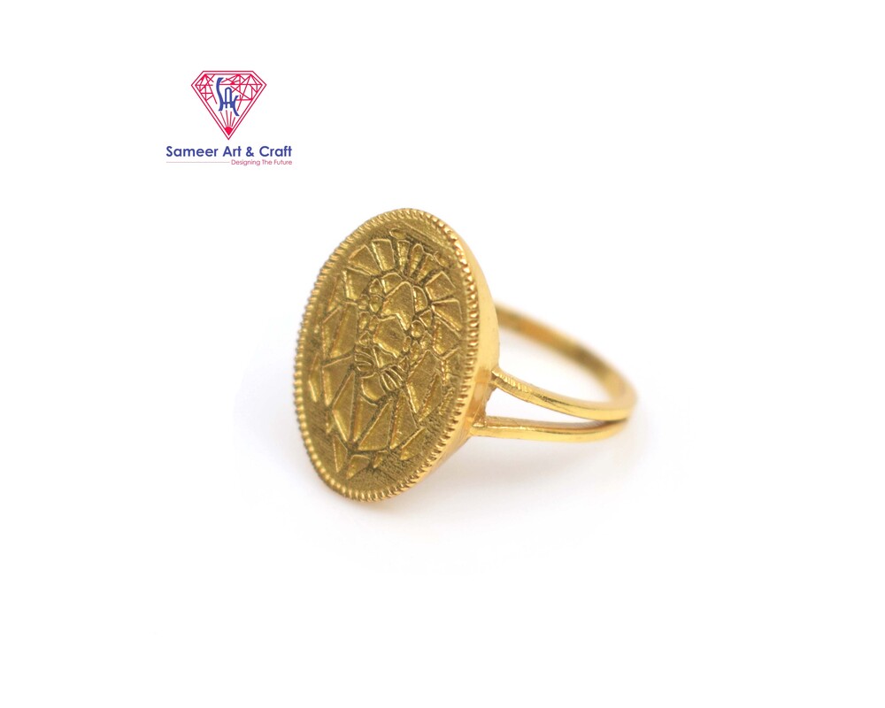 Lion Face Charms Ring In Oval Shape Brass With 18k Gold Plated