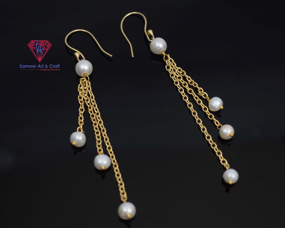 Brass With 18k Gold Plated Natural Shell Pearl Earring