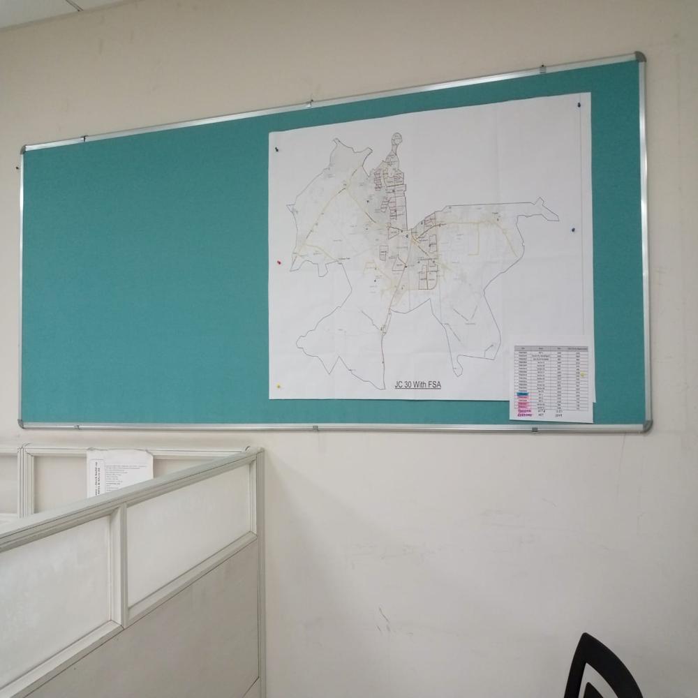 Sds10 High Quality Pin Board Notice Board - Material: Fabric