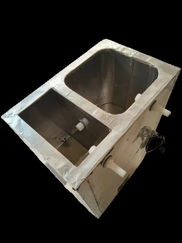 Commercial Water Cooler Normal Cold - Capacity: 10 Ltr/Hr