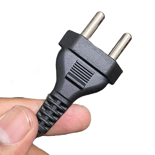 Power Cord - Color: Black