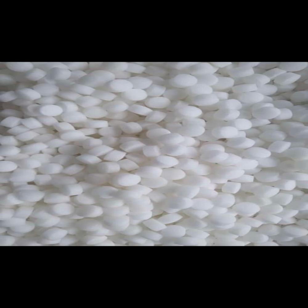 Napthelene Balls - Feature: High Quality