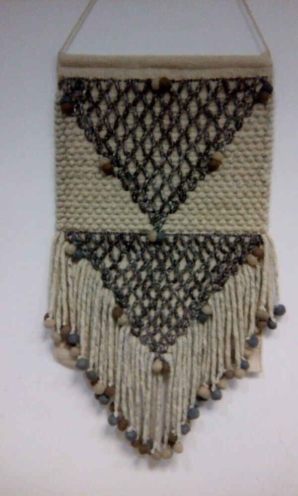 Wall Hangings - Color: Multicolor